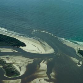 Aerial view, Noosa River mouth and Bar, Noosa Heads, 28 August 2007