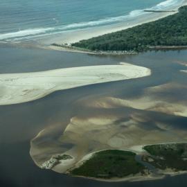 Aerial view, Noosa River mouth and Bar, Noosa Heads, 2 June 2008