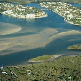 Aerial view, Noosa River, Noosa Heads, 8 May 2005