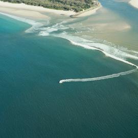 Aerial view, Noosa River mouth and Bar, Noosa Heads, 8 May 2005
