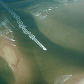 Aerial view, Noosa River mouth and Bar, Noosa Heads, 8 May 2005