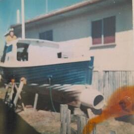 Final touches, 'Calyspo', Noosaville, 1970s