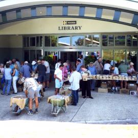 Book sale, Noosaville Library, Wallace Park, Noosaville, ca mid-1990s