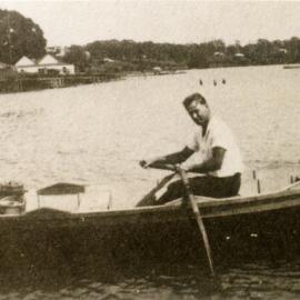 Boating, Noosa River, Tewantin