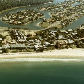Aerial view, Noosa Heads, ca 1990s