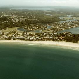 Aerial view, Noosa Heads, ca 1990s