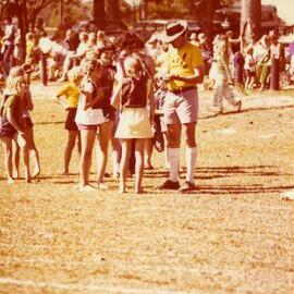 Competitors, Sports day, Tewantin State School, Tewantin, 1984