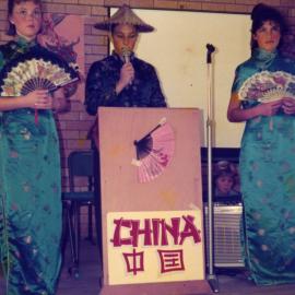 Chinese presentation, Tewantin State School students, Tewantin