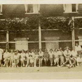 Tennis at Laguna House, Noosa Heads, ca 1940s 