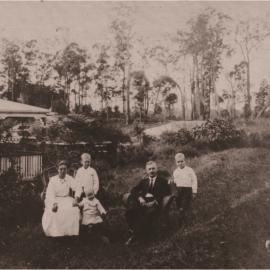 Edgar Edwards and family, 10 Mill Street, Pomona