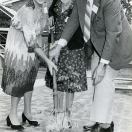 Back to Tewantin, Tewantin State School reunion, Tewantin, 1984 