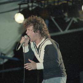 Cold Chisel, Summer of '82 concert, Noosa AFL Ground, Noosaville, 9 January 1982