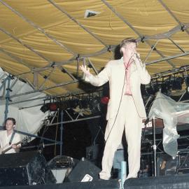 Mental as Anything, Summer of '82 concert, Noosa AFL Ground, Noosaville, 9 January 1982