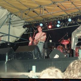 Mental as Anything, Summer of '82 concert, Noosa AFL Ground, Noosaville, 9 January 1982