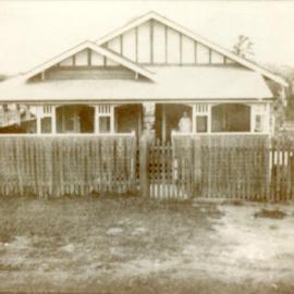 Dwelling, Ambulance Superintendent's house, Ambulance Street, Pomona, ca 1921