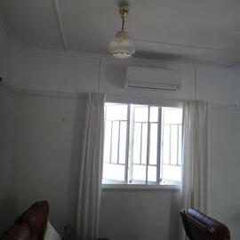 Dwelling interior, 37 Moorindil Street, Tewantin, 9 December 2013