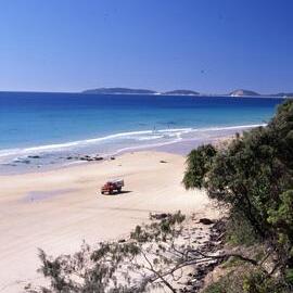Beachgoers, Noosa North Shore, ca 1990s