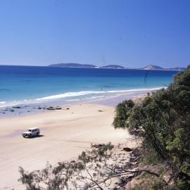 Daytrippers, Coloured Sands Tour, Noosa North Shore, ca 1990s