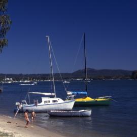 Daytrippers, Noosa River, Noosaville, ca 1990s