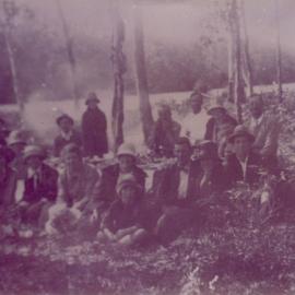 Picnickers, 'Restdown' picnic spot, Lake Cooroibah
