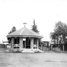 Memorial Rotunda, Joe Bazzo Park, Reserve Street, Pomona, 1939