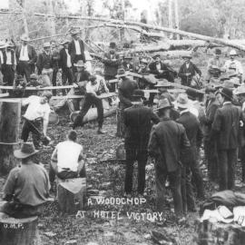 Woodchop competition, Hotel Victory, Cooroy, 1911