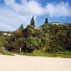Beach access and dwellings, Sunshine Beach, 3 June 2002