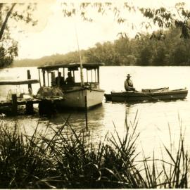 Boating parties, Johns Landing, Noosa River, Cooroibah, 29 August 1936
