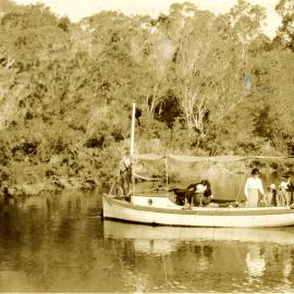 Boating party, Noosa River, 1928