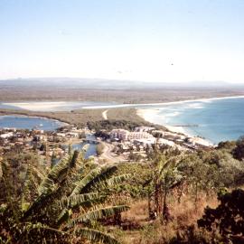 Aerial view, Hastings Street and Noosa Woods, Noosa Heads, October 1990