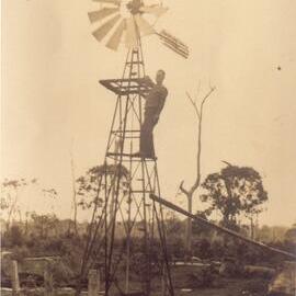 Windmill, Crang Farm, Lake Cootharaba, Mill Point, Como, ca 1940s