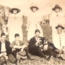 Sports day participants and observers, Cootharaba Sports grounds, Cootharaba, ca 1923