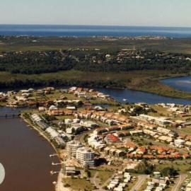 Aerial view Noosa Parade, Noosaville, ca 1987-88