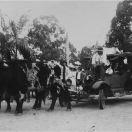 World War II procession participant and addendees, Pomona, ca 1940