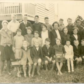 School group, Wahpunga School, Wahpunga, Kin Kin , ca 1929
