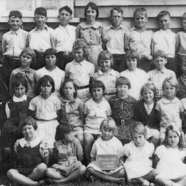 Students, Pinbarren Creek School, 1936