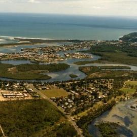 Aerial view of Noosa River Mouth, Noosa Sound, Keyser Island, Noosaville and Noosa Heads, ca 1987-88