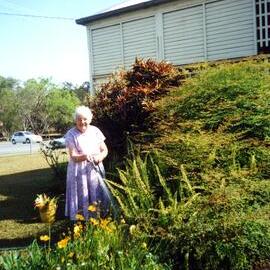 Esme Tait, Tait Duke Cottage, 84 Poinciana Avenue, Tewantin, before August 2009