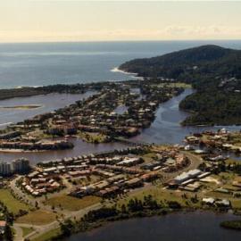 Aerial view Noosaville and Noosa Sound, ca 1987-88