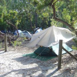 Campsite, Elanda Point campground, Lake Cootharaba, Como, 5 June 2004