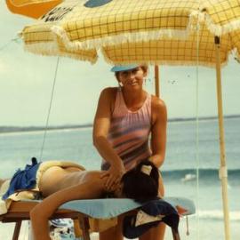 Beach massage, Noosa Main Beach, Noosa Heads, ca 1987-88