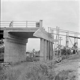 Construction, Road bridge, Elm Street, Cooroy, 1953