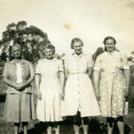 Daisy, Isabella, Hazel and Merle Birch, Tewantin, 1960s