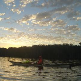 Capturing the sunset, Noosa River, Fig Tree Point, Great Sandy National Park, Como, 6 May 2007