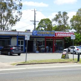 Businesses, Hilton Terrace, Tewantin, 23 November 2012