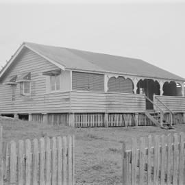 Dwelling, Sam McKinnon Family, Tewantin, 1955