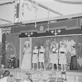Concert performers, Pomona Memorial School of Arts, 6 Reserve Street, Pomona, 1947