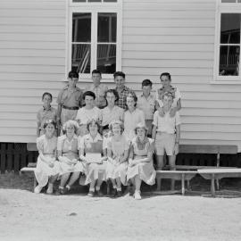 Class photo, Grade 8, Pomona Rural School, Pomona, 1952