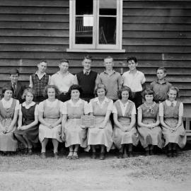 Class photo, Form 3, Pomona Rural School, Pomona, 1950
