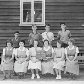 Class photo, Grade - Junior, Pomona Rural School, Pomona, 1951